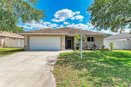 2707 95th St E Palmetto, FL 34221