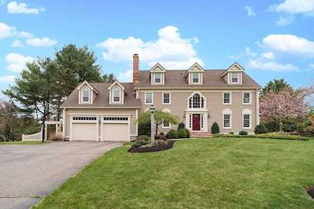 4 Sewall Ct Medfield, MA 02052