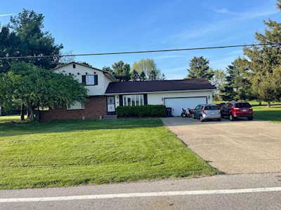 5784 London Lancaster Road Groveport, OH 43125