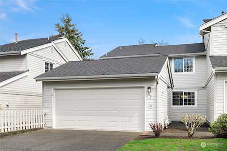 268 145th Place SE Bellevue, WA 98007