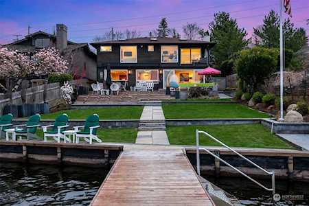 3209 Mountain View Ave N Renton, WA 98056