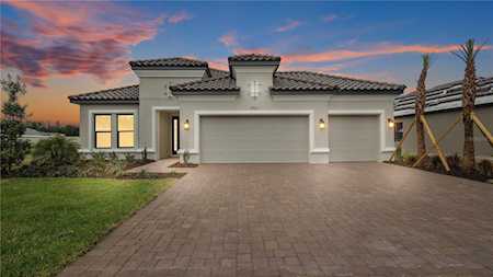4951 Freccia LOOP Wesley Chapel, FL 33543