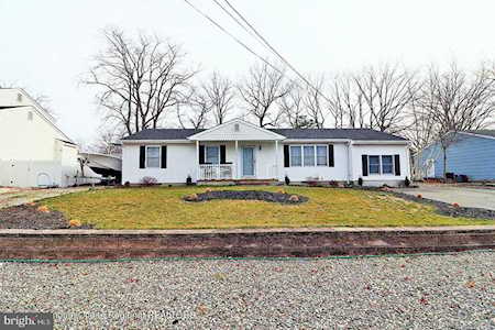 526 Elwood St Forked River, NJ 08731