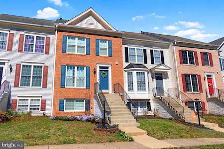 8806 Howland Place Bristow, VA 20136