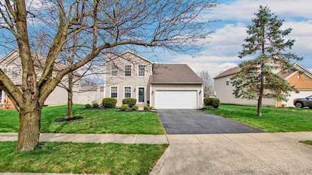 122 Wyckshire Drive Pataskala, OH 43062