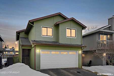 3837 Galactica Dr Anchorage, AK 99517