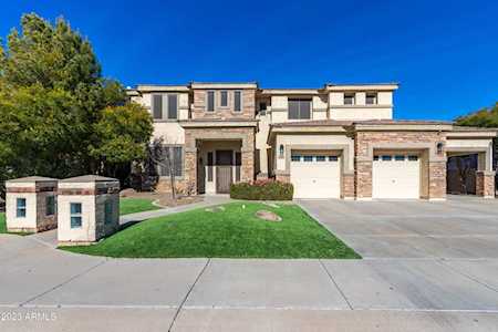 268 W Kingbird Drive Chandler, AZ 85286