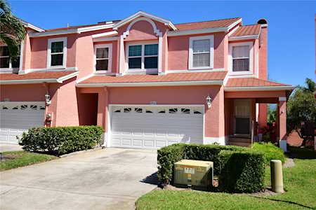 14565 El Paseo Dr Seminole, FL 33776