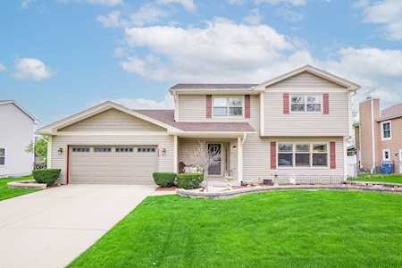 978 Almond Dr Aurora, IL 60506