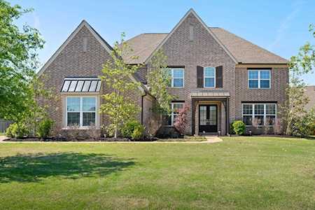 538 N Old Hearthstone Cir Collierville, TN 38017