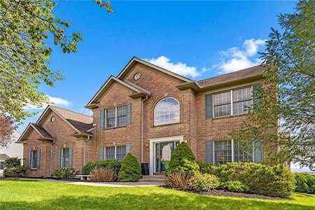6686 Overlook Rd Orefield, PA 18069