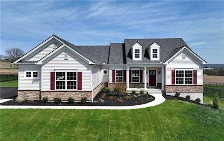 4833 Farrcroft Dr #87 Easton, PA 18040