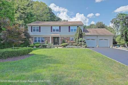 117 Robertsville Rd Manalapan, NJ 07726