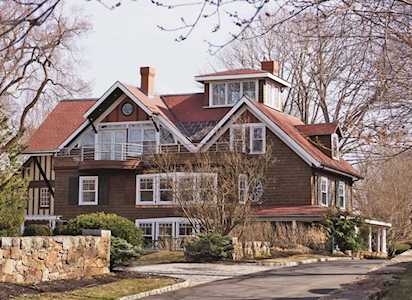 69 Harbor Street Manchester, MA 01944