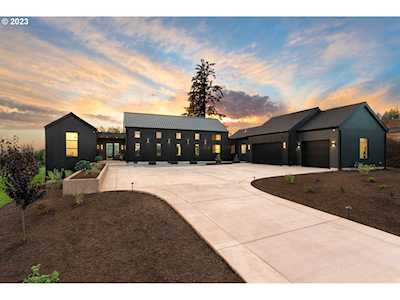 16561 NE Koss RD Newberg, OR 97132
