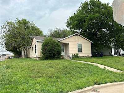 721 Judd Street Fort Worth, TX 76104