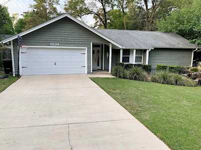 2538 Arthurs Court Lane Ln Tallahassee, FL 32301