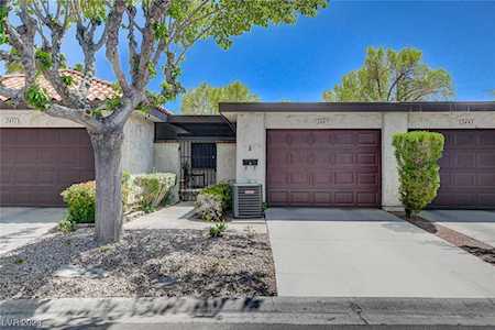 2447 El Paseo Circle Las Vegas, NV 89121