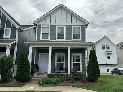 7538 Station Dr Nashville, TN 37221
