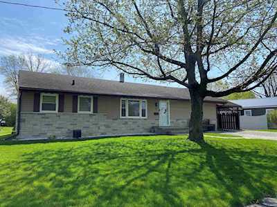 5 Parkway Terrace Peru, IN 46970