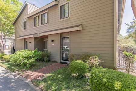 1829 Eagle Branch Cv Germantown, TN 38138