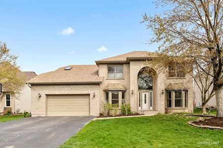 114 Woodlet Ln Bolingbrook, IL 60490