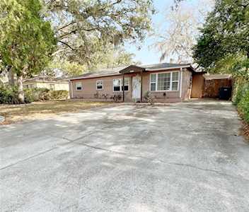 2006 W Meadowbrook Ave Tampa, FL 33612