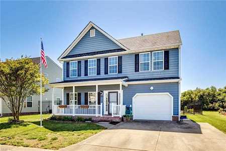 1066 Snead Dr Suffolk, VA 23434