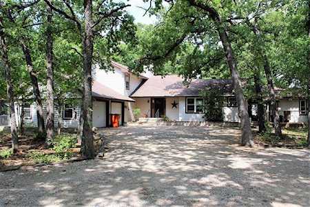 10568 County Road 2460 Terrell, TX 75160