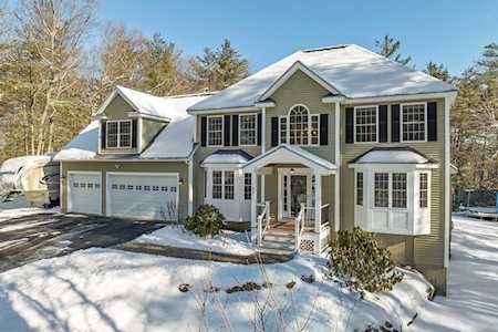 47 Laurel Crest Dr Brookline, NH 03033