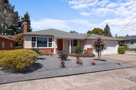 1913 Leonard Avenue Santa Rosa, CA 95405