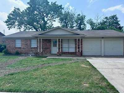 6325 Saramac Drive Watauga, TX 76148
