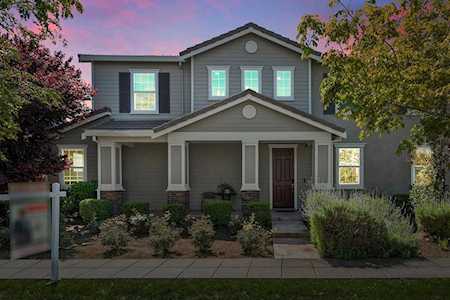 320 W Portales Drive Mountain House, CA 95391