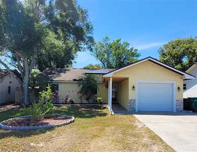 11414 Walsingham Rd Seminole, FL 33778