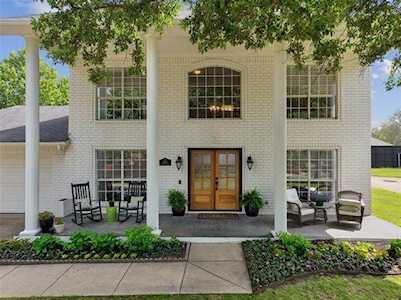 1419 Flamingo Circle Southlake, TX 76092