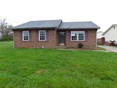 102 Schenkelwood Dr Frankfort, KY 40601