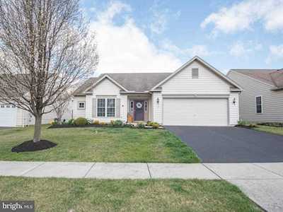 13 Sweet Birch Ln Gordonville, PA 17529