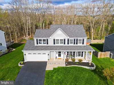 8130 Tall Timber Dr Gainesville, VA 20155