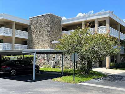 5080 Locust St NE #324 St. Petersburg, FL 33703