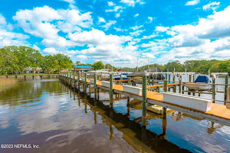 1307 River Hills CIR Jacksonville, FL 32211