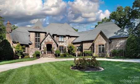 9008 Deer Valley Ct Waxhaw, NC 28173