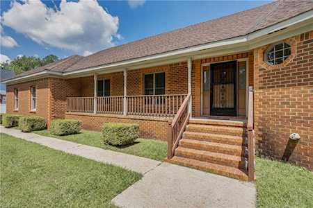 692 Luther St Chesapeake, VA 23322