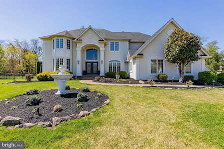 101 Preakness Dr Mullica Hill, NJ 08062
