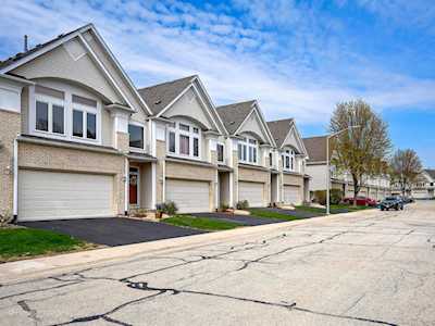 362 Aaron Ln Bolingbrook, IL 60440