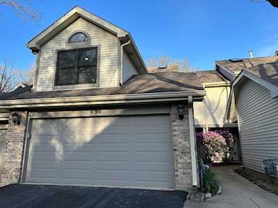 450 W Auburn Woods Ct Palatine, IL 60067