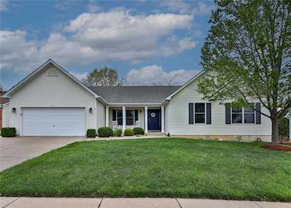 1641 Fairway Valley Dr Wentzville, MO 63385