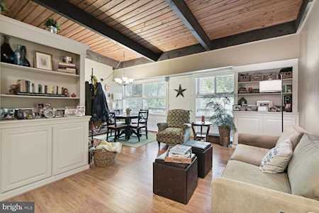 4359 Americana Dr #204 Annandale, VA 22003