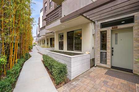2515 State St Carlsbad, CA 92008