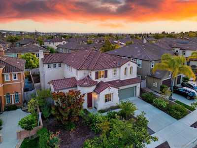 10253 Cassia Glen Drive San Diego, CA 92127