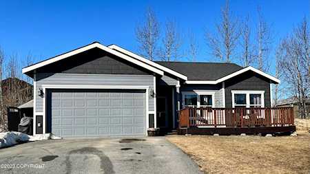 1135 W Angel Circle Palmer, AK 99645